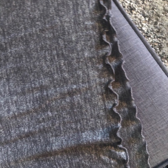 Lightweight grey ruffled Hollister tee - Picture 5 of 5